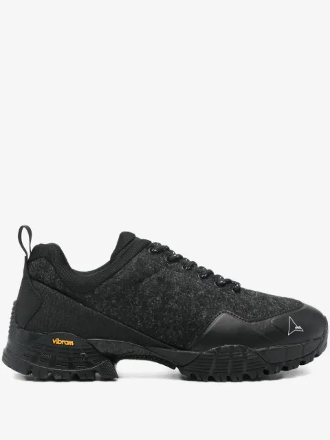 ROA lace-up low-top sneakers