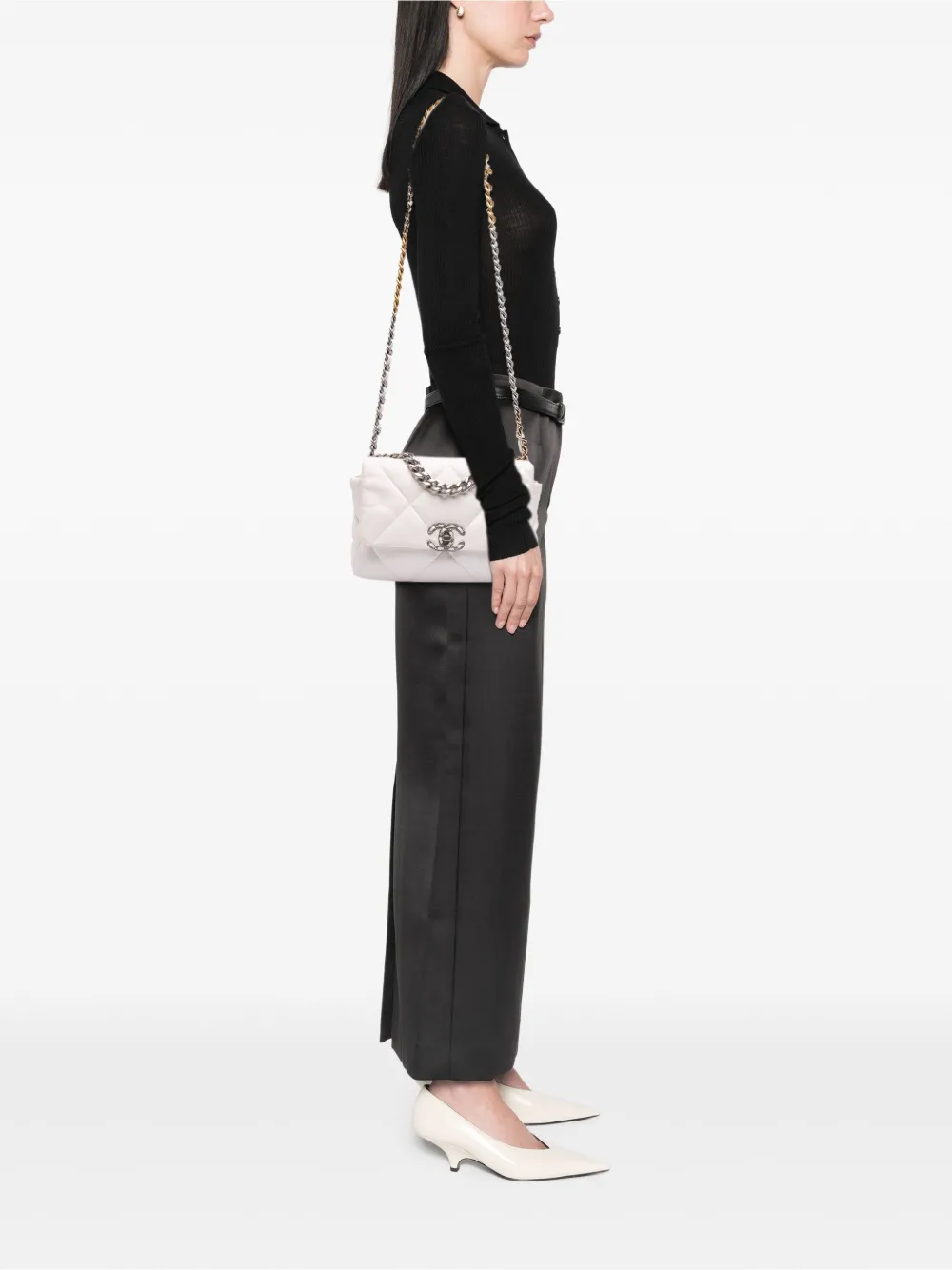 Pre-owned Chanel 2021-2025 Medium Lambskin 19 Flap Satchel In White