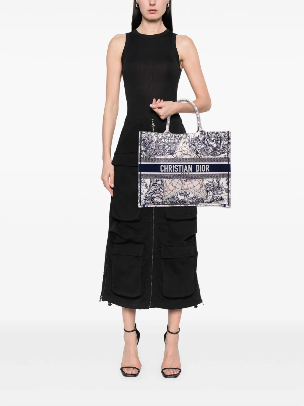 Pre-owned Dior 2020 Large Canvas Embroidered Around The World Book Tote Bag In Blue