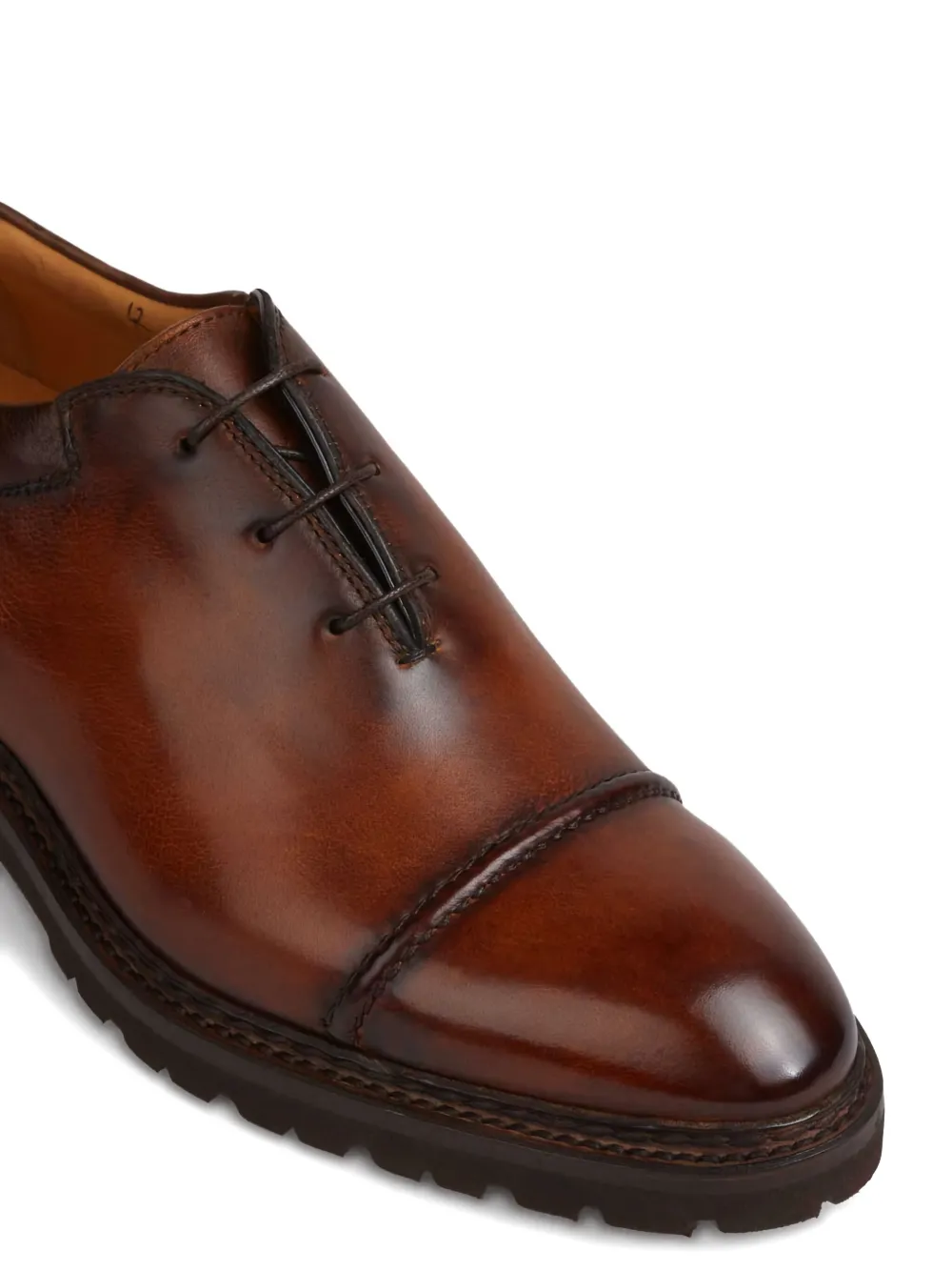 Bontoni Leren Oxford schoenen met neusdetail Bruin