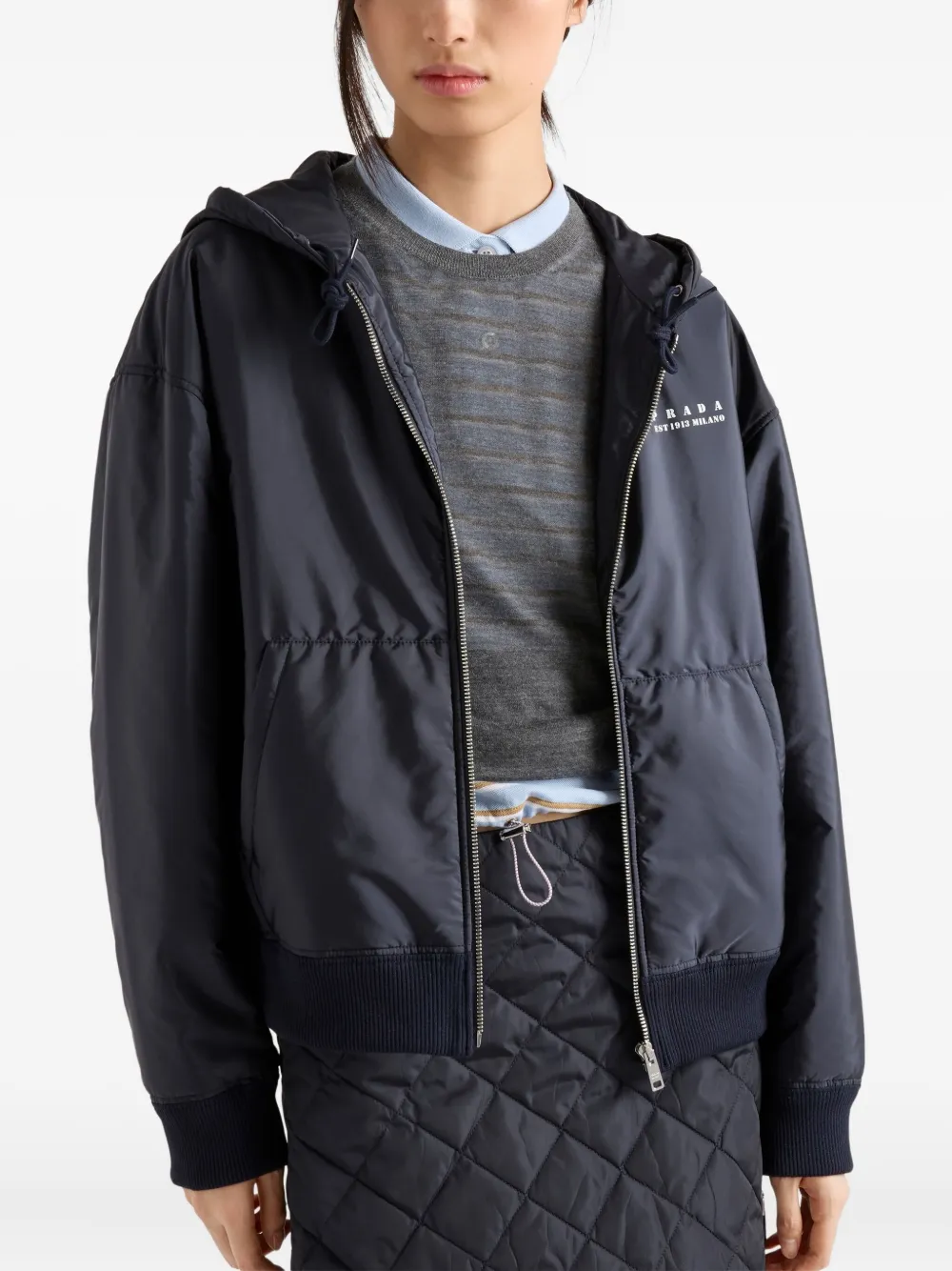 Prada Lichtgewicht Re-Nylon jack met capuchon Blauw