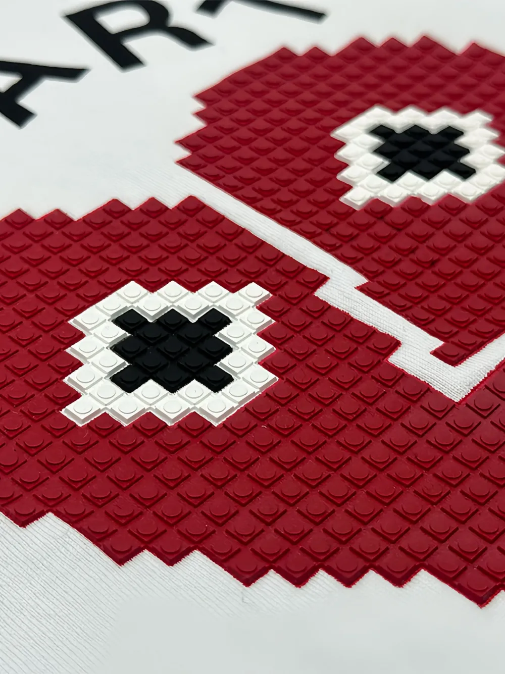 Mostly Heard Rarely Seen 8-Bit Heartbreaker T-shirt Wit
