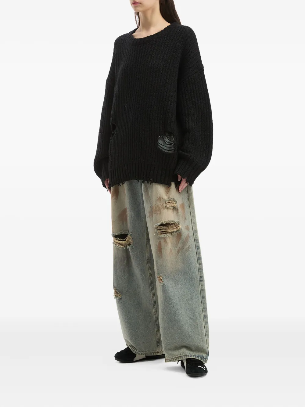 Izzue Distressed Side-lace Sweater In Black