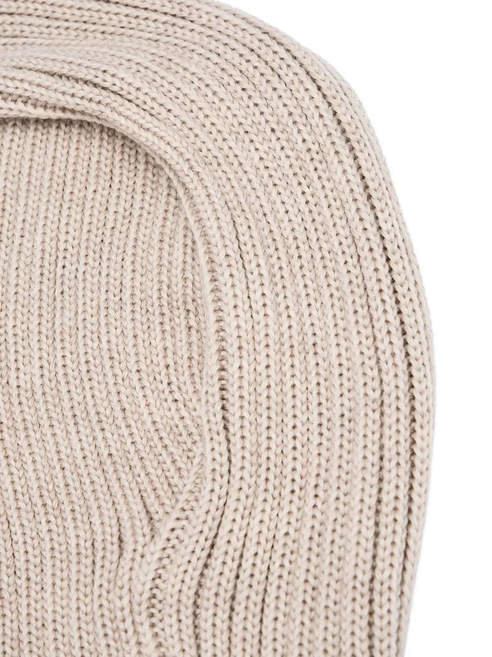 Needles Ribgebreide bivakmuts met geborduurde vlinder Beige