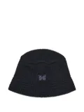 Needles butterfly-embroidered ribbed bucket hat - Black