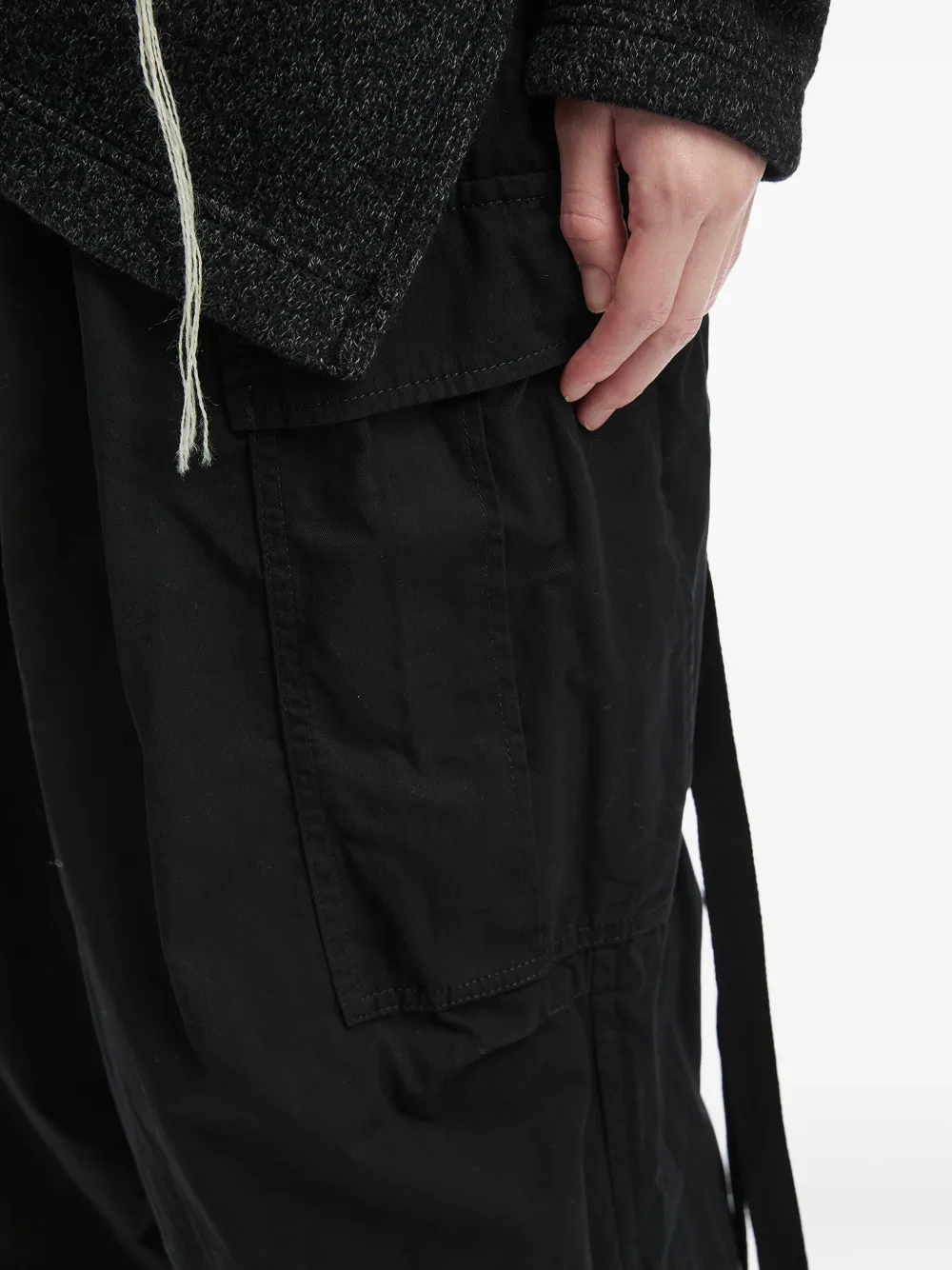 Y's Cargo-pocket Trousers In Black