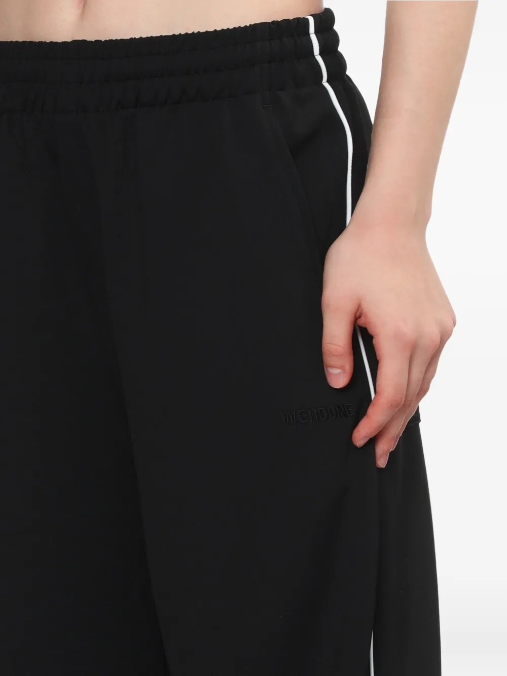 We11 Done Side-stripe Trousers In Black