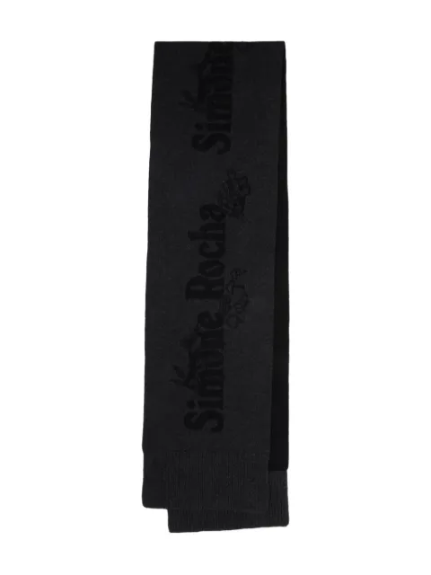 Simone Rocha mascada con detalles del logo