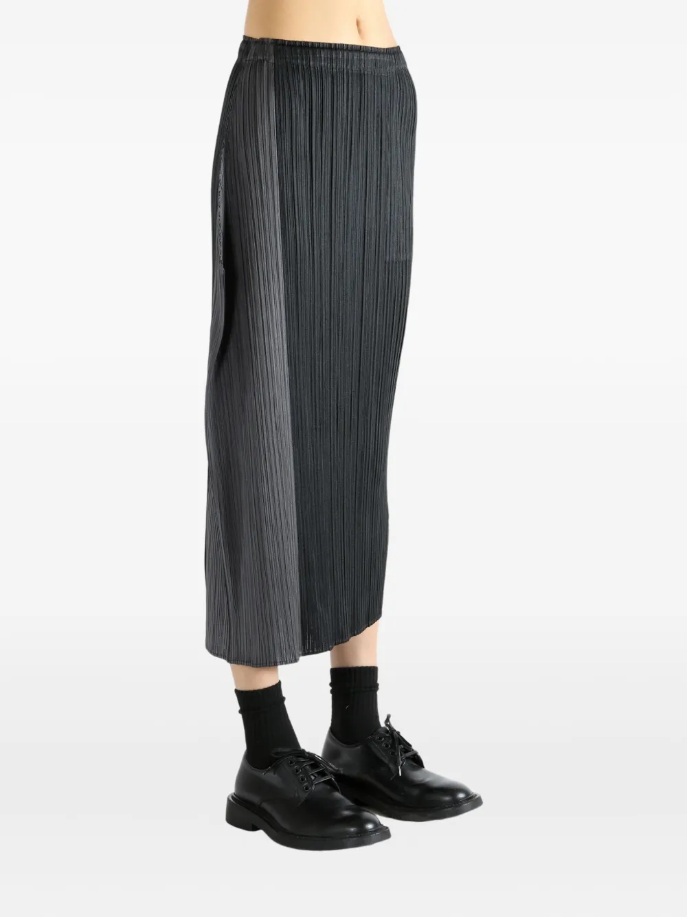 Pleats Please Issey Miyake Basics pleated midi skirt | Smart Closet