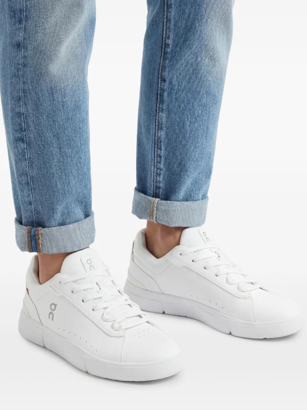 On The Roger Advantage sneakers met logoprint Wit