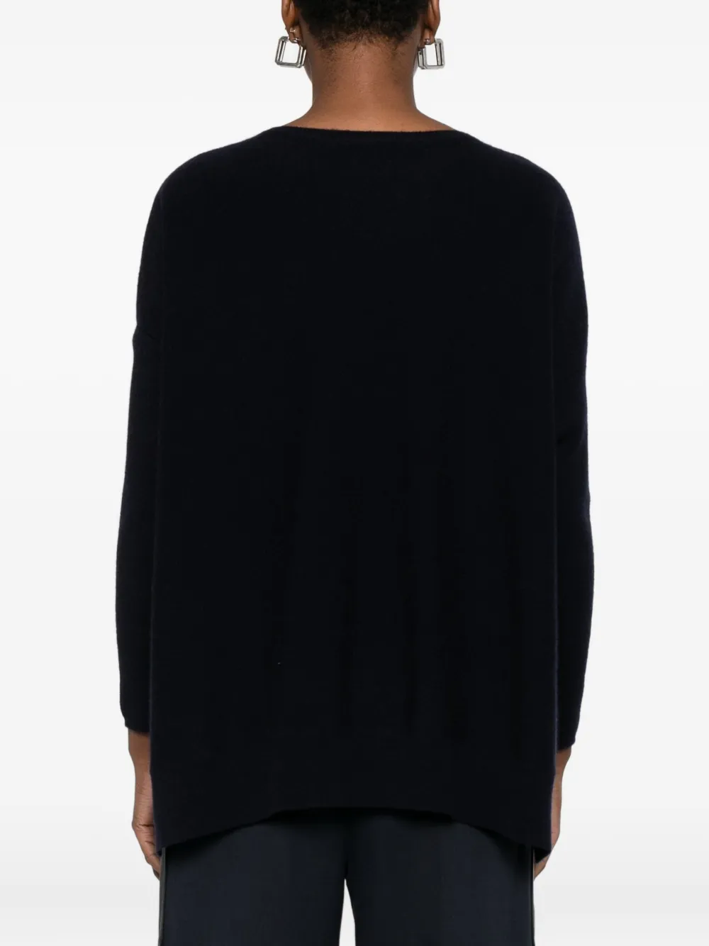 Kujten Cashmere Round-neck Sweater In Black