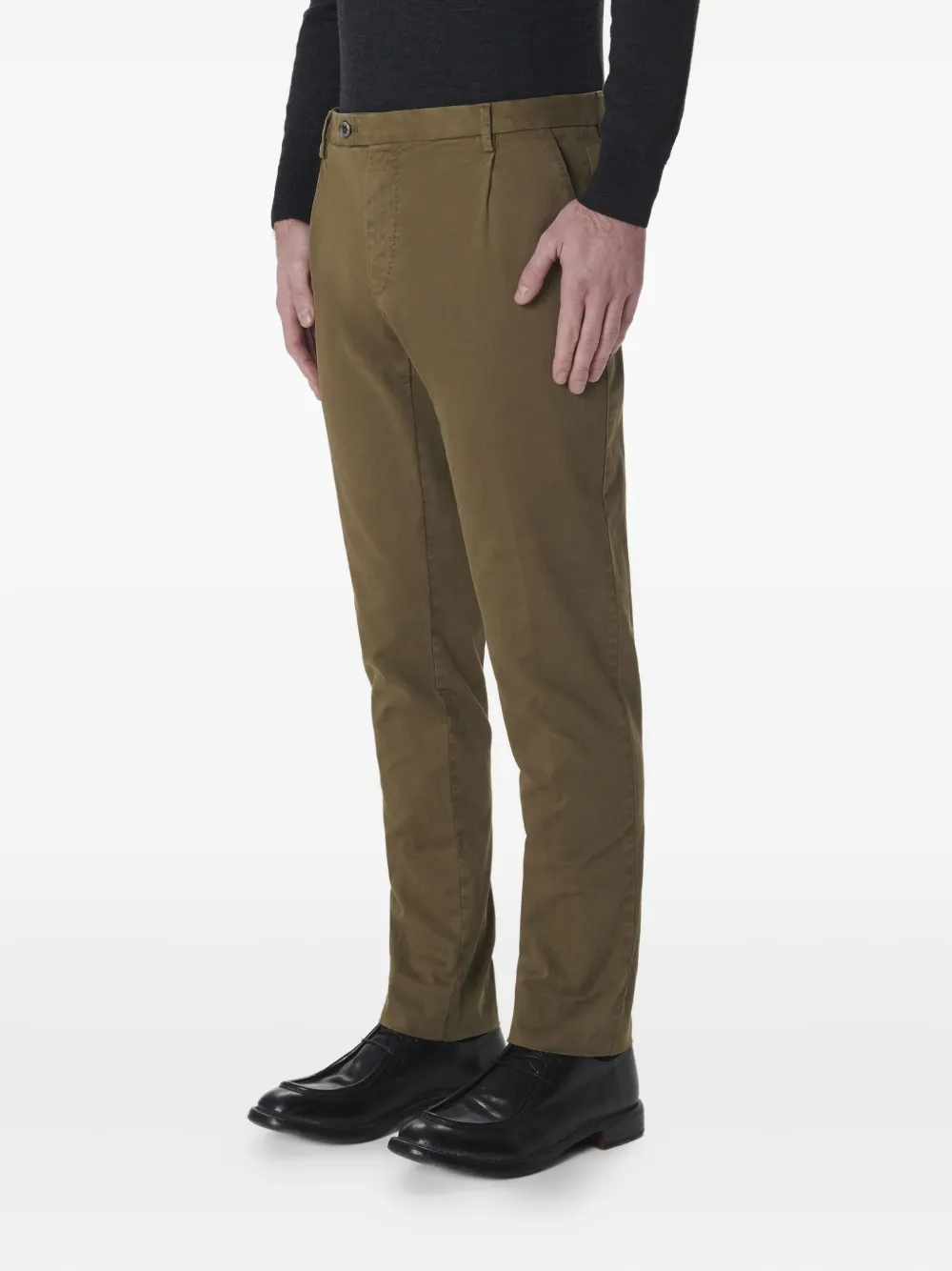 Gta pleated chinos | Chinos | Image 2