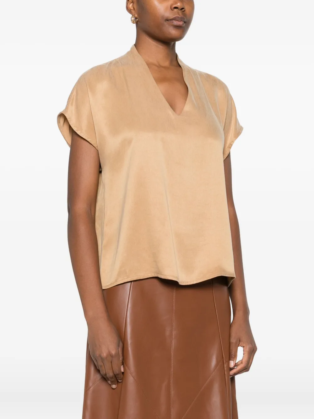 Dixie V-neck Short-sleeve Blouse In Neutral