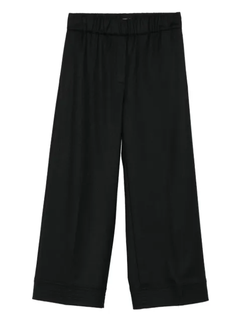 D.Exterior elasticated-waistband trousers