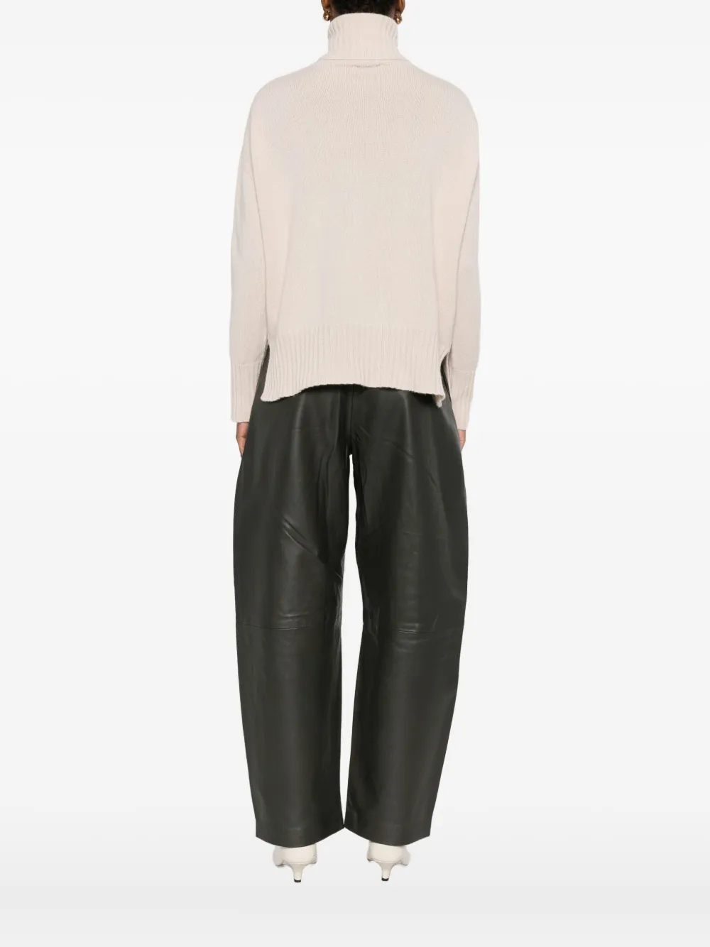 Roberto Collina Turtleneck Ribbed Sweater In Neutral