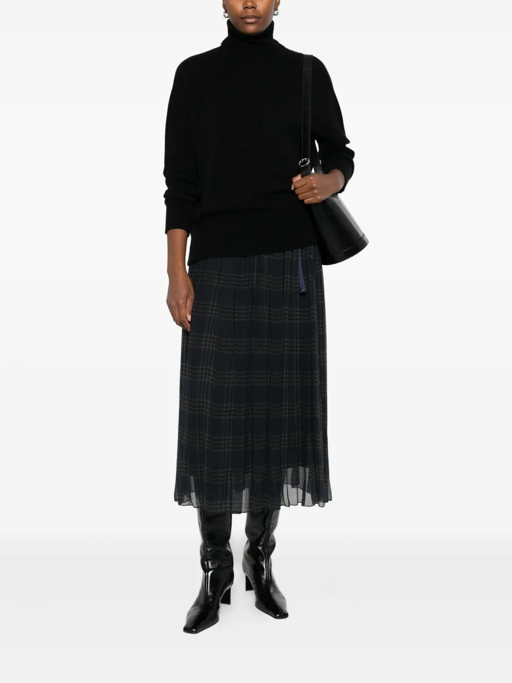 Roberto Collina Turtleneck Ribbed Sweater In Black