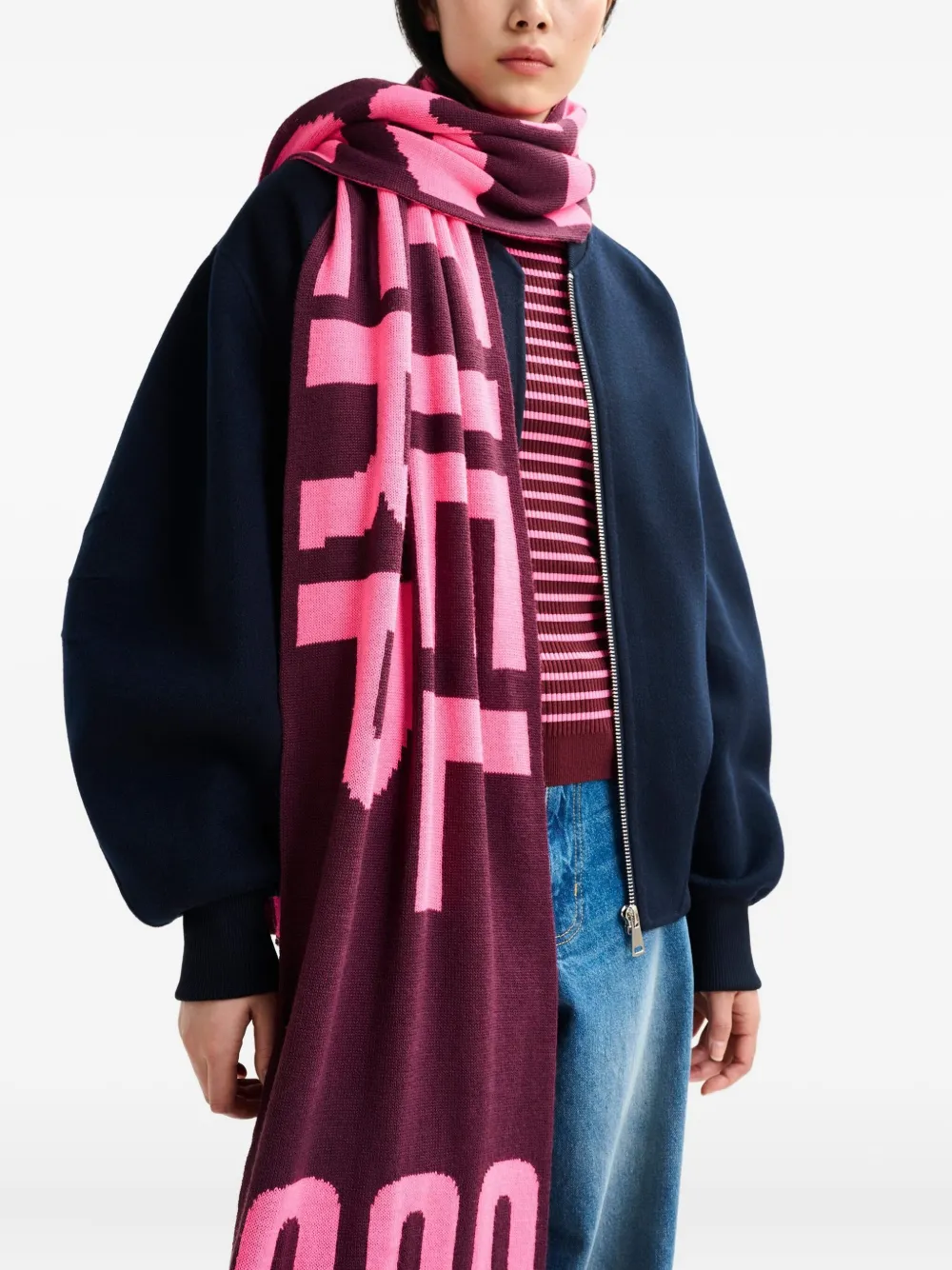 Essentiel Antwerp Sjaal met logo intarsia Rood