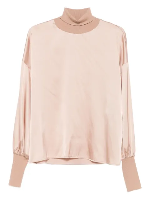 D.Exterior turtleneck blouse