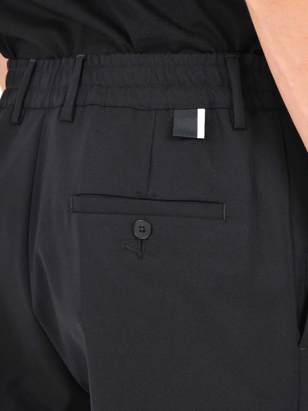 Low Brand Geplooide pantalon Zwart
