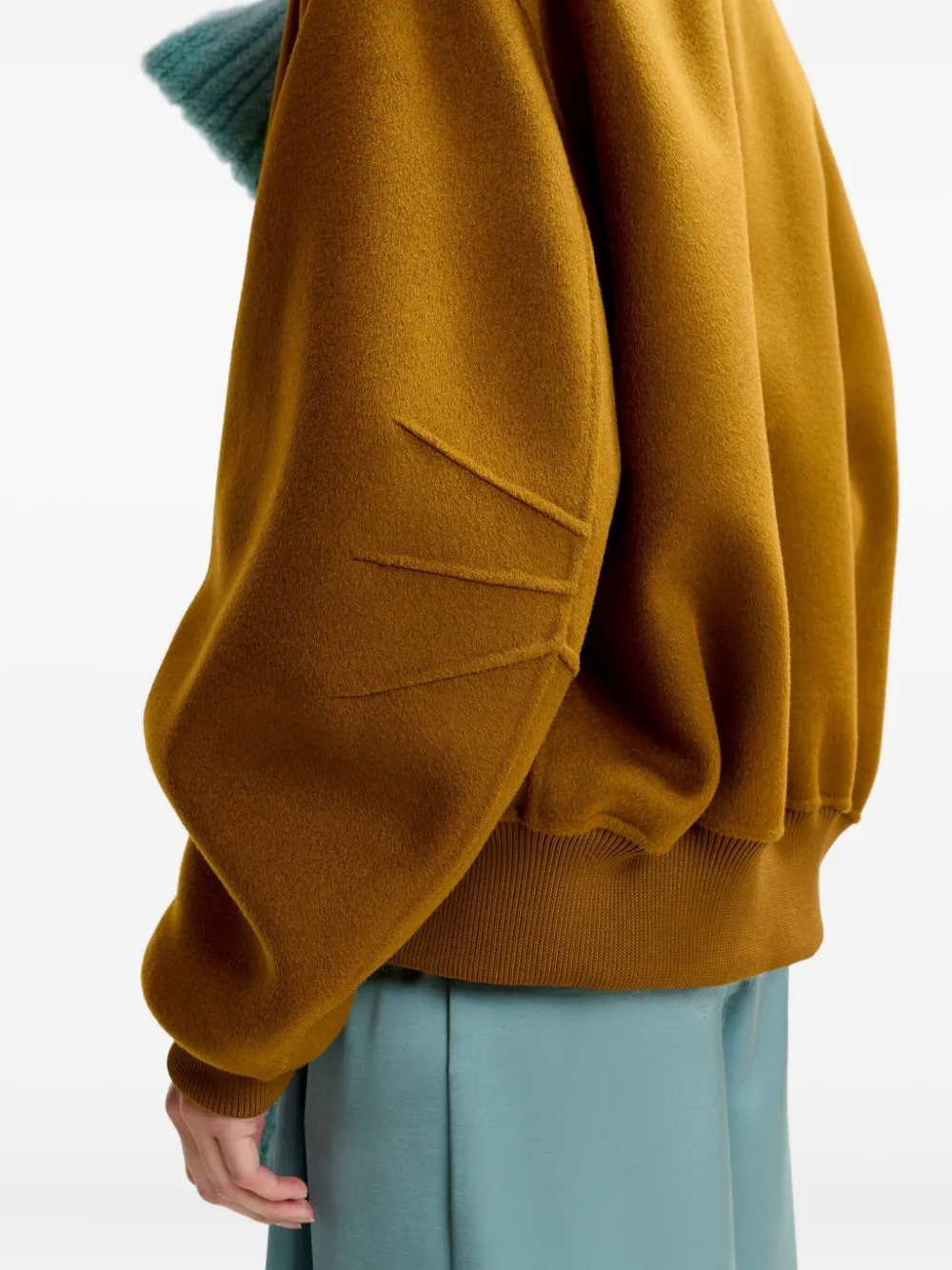 Essentiel Antwerp Bomberjack met verlaagde schouders en rits Bruin