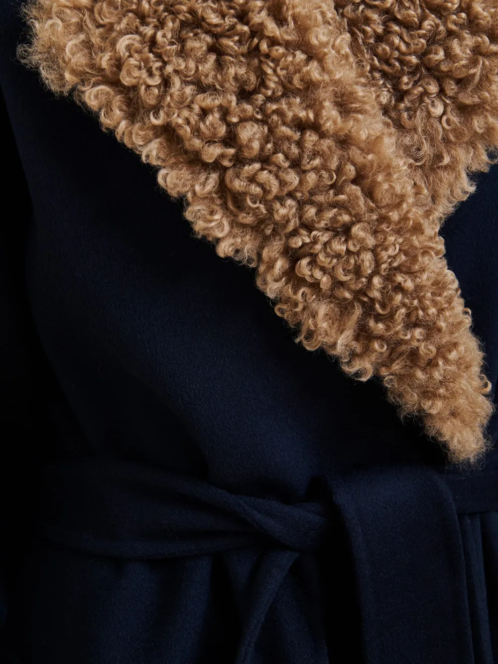 Essentiel Antwerp Faux-fur Collar Belted Coat In Blue