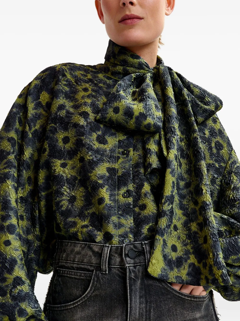Essentiel Antwerp Abstract-pattern Blouse In Green