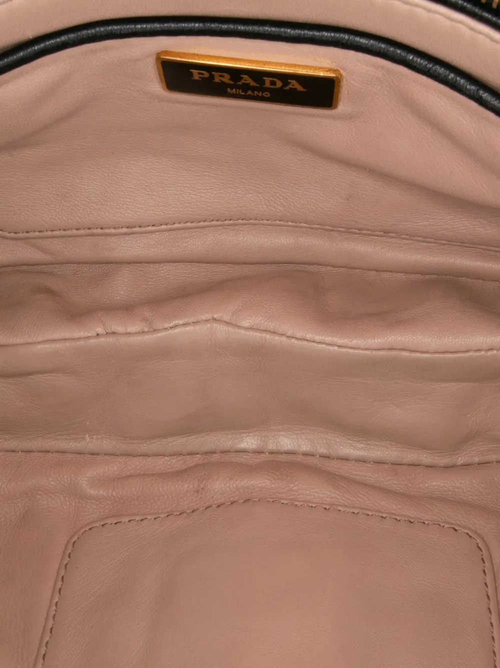 Pre-owned Prada 2000-2013 Vernice Gaufre Resin Chain Shoulder Bag In Black