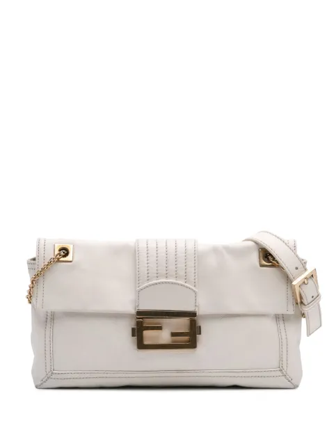 Fendi Pre-Owned 2010-2025 Leather Chain Baguette crossbody bag