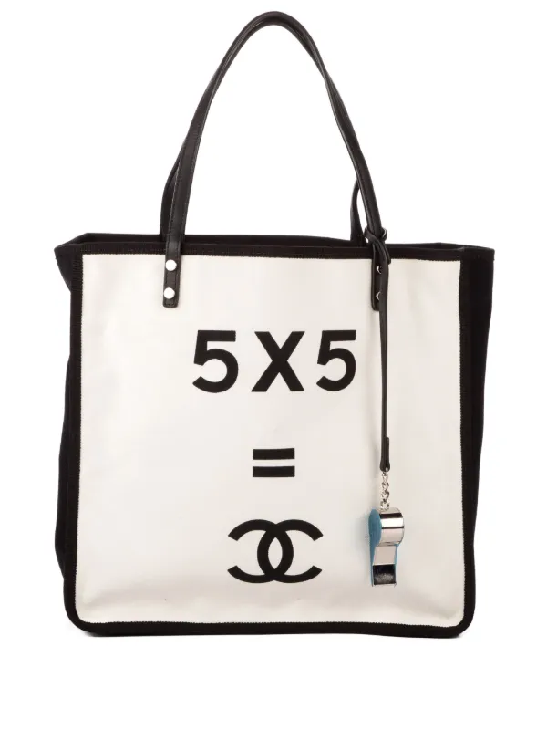 Chanel Pre-owned 2000s Graphic-print Tote Bag in White