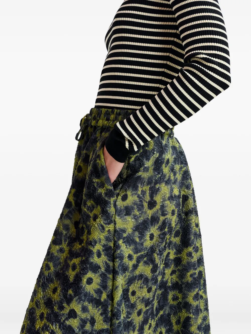 Essentiel Antwerp Floral-print Skirt In Burgundy