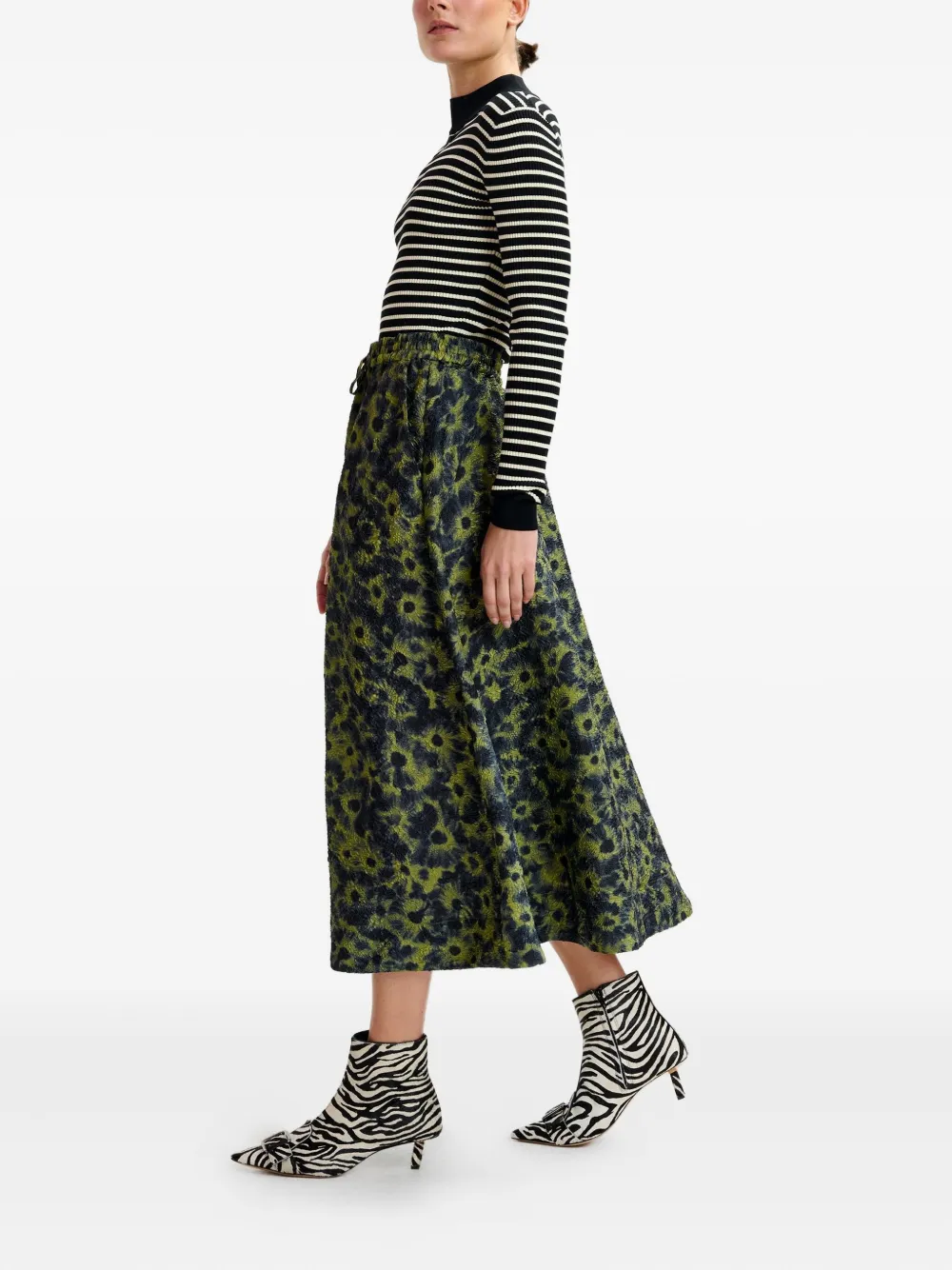 Essentiel Antwerp Floral-print Skirt In Burgundy