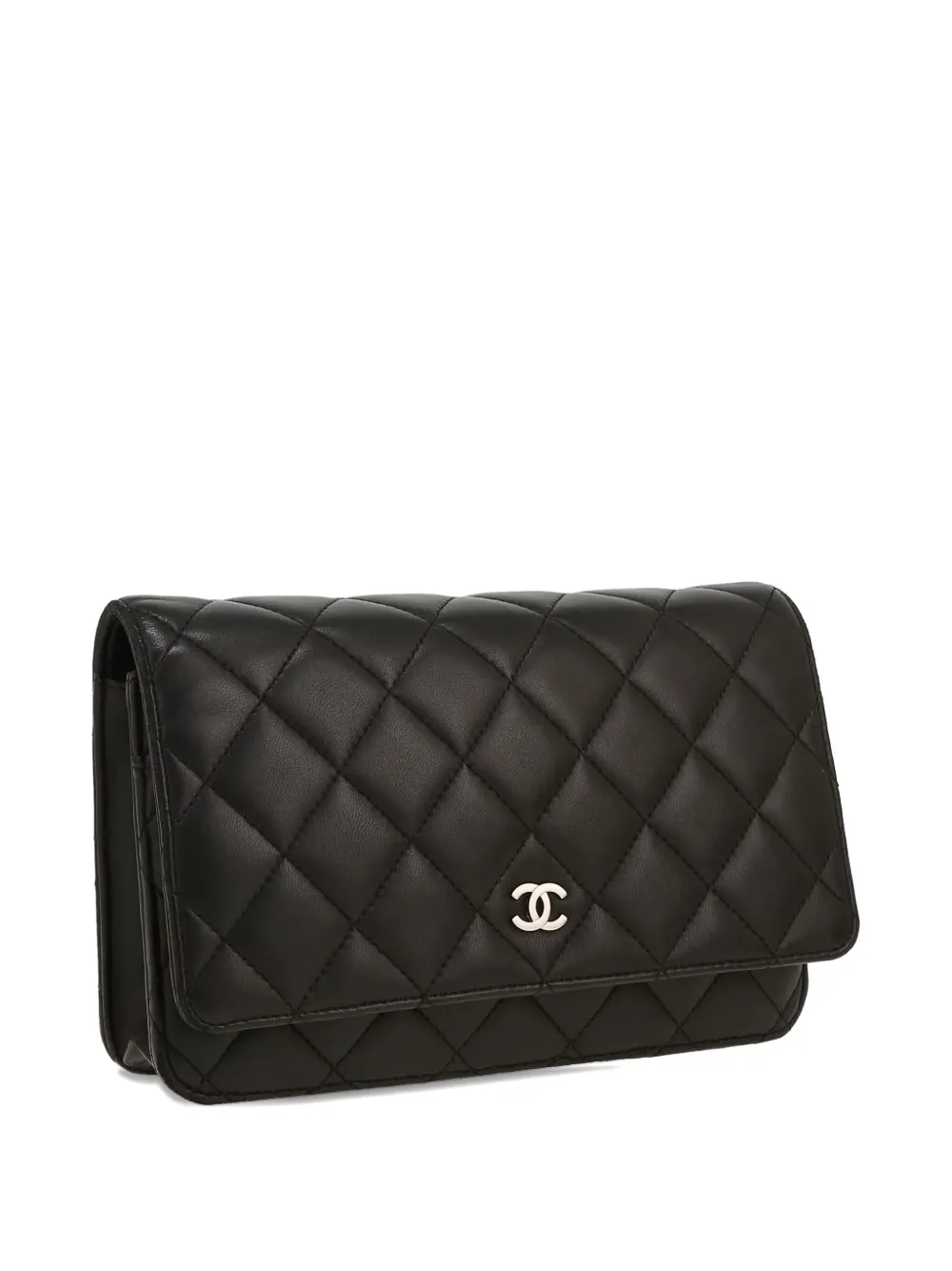Pre-owned Chanel Quilted Chain-strap Shoulder Bag In Black