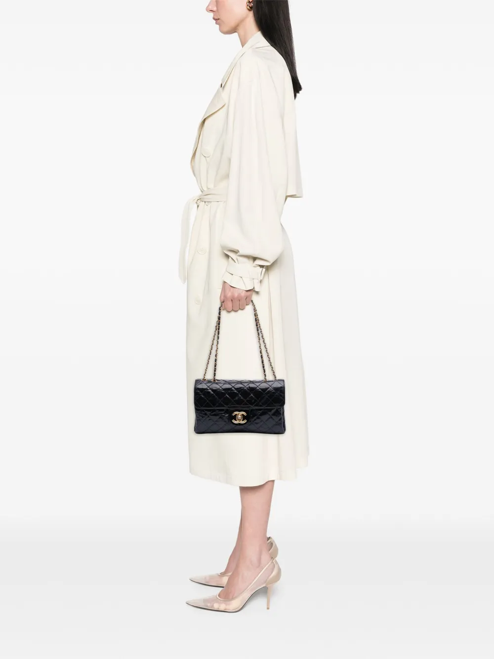CHANEL Pre-Owned 2010-2011 CC Crackled Glazed Calfskin Accordion Flap crossbody bag | Pre-Owned | Image 2