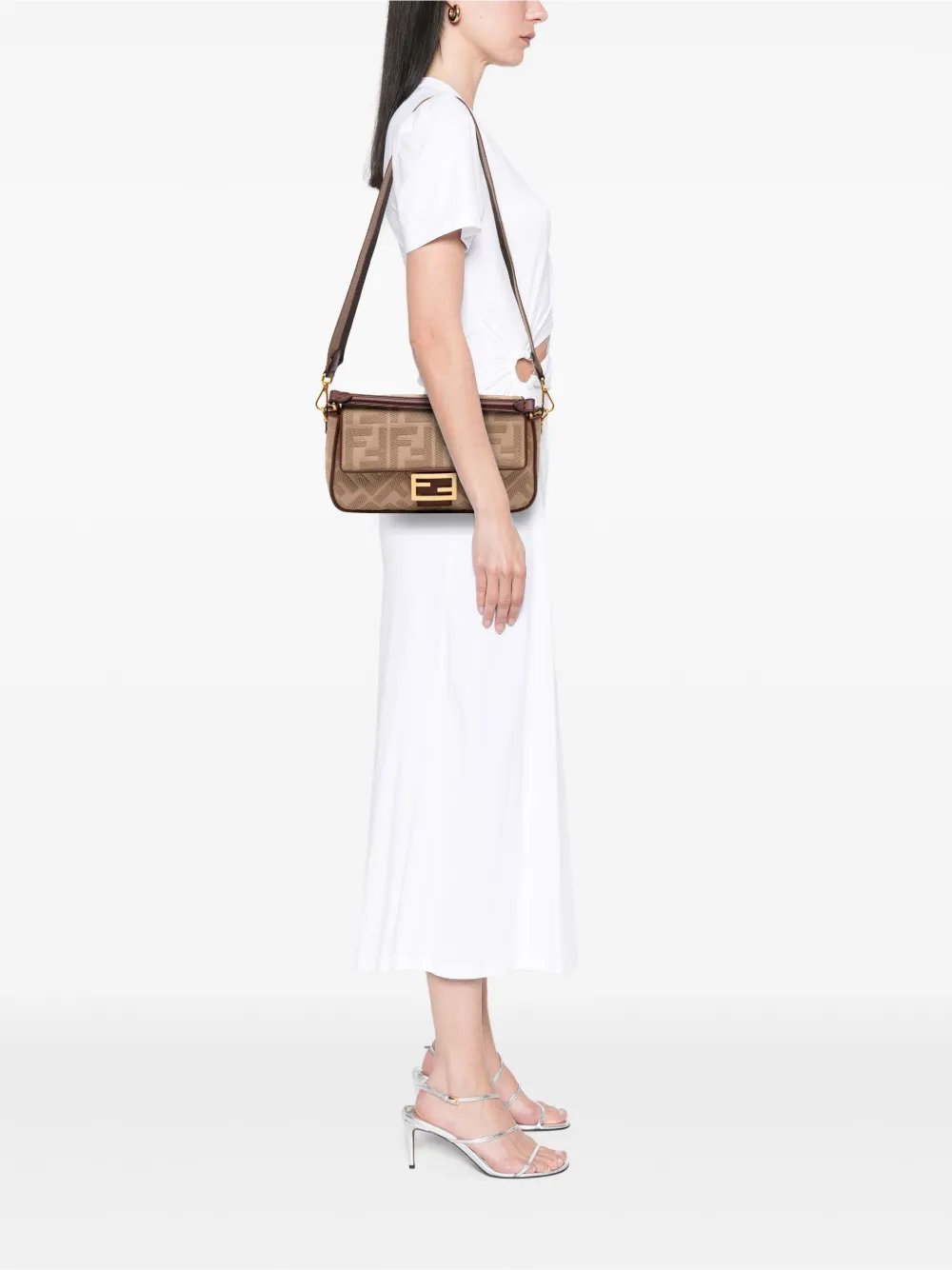 Fendi Pre-Owned 2000-2010 Zucca Embroidered Canvas Baguette satchel | Pre-Owned | Image 2