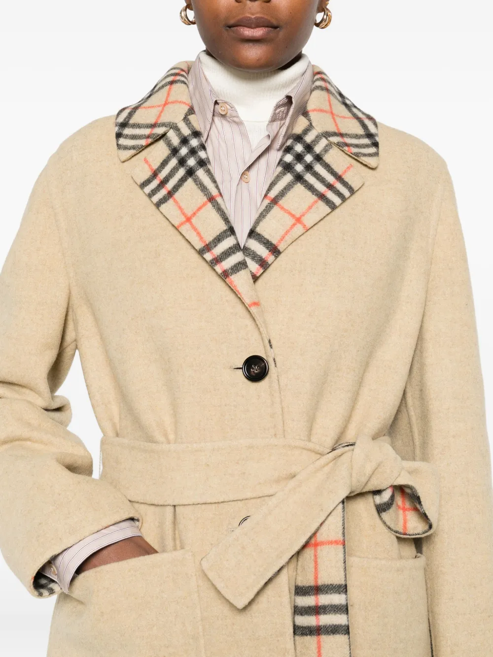 Burberry Jas met ceintuur Beige