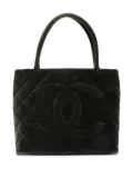 CHANEL Pre-Owned 1990s quilted Medallion tote bag - Green