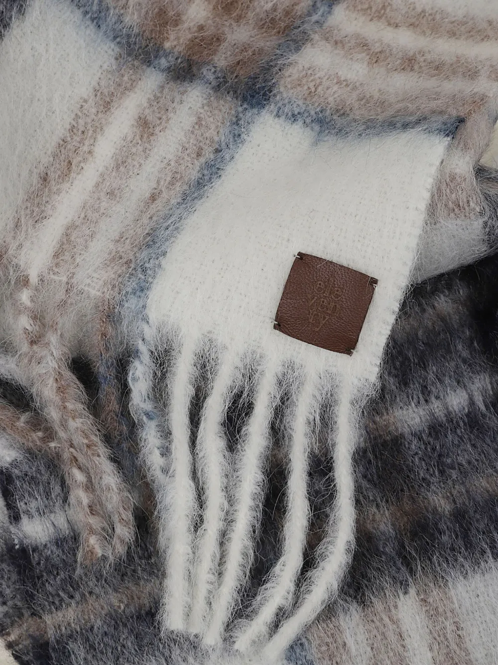 Eleventy plaid fringed scarf - Wit