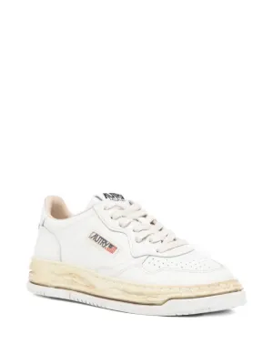 Comme Des Garçons Girl x Mizuno polka-dot Trainers | White | FARFETCH