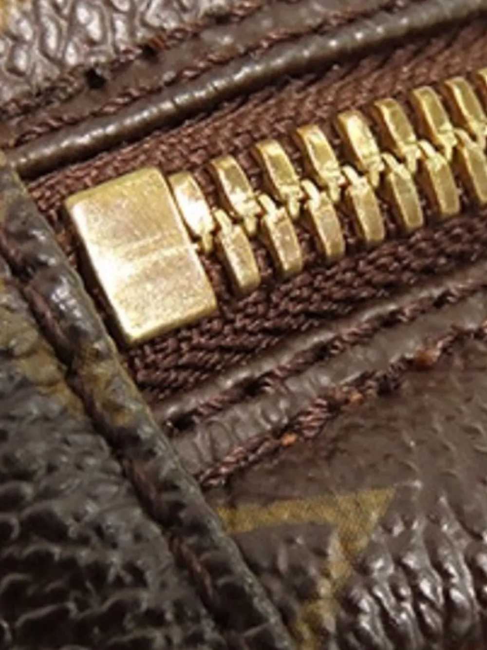 Louis Vuitton Pre-Owned 2008 Monogram Pochette Gange crossbody bag | Pre-Owned | Image 2