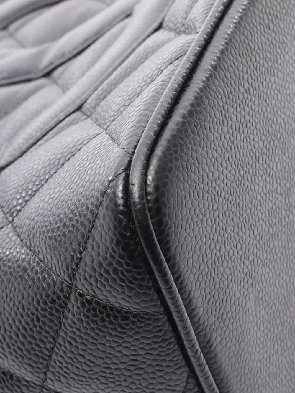 CHANEL Pre-Owned 2005-2006 Caviar Medallion tote bag | Pre-Owned | Image 2