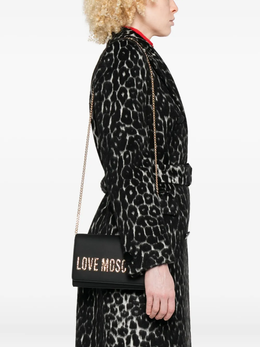 Love Moschino logo-plaque chain-strap clutch bag - Zwart