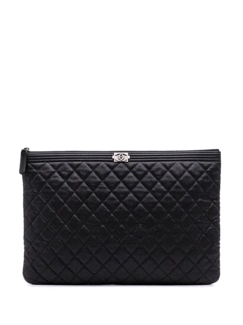 CHANEL Pre-Owned 2016-2017 Large Quilted Caviar Boy O Case clutch bag