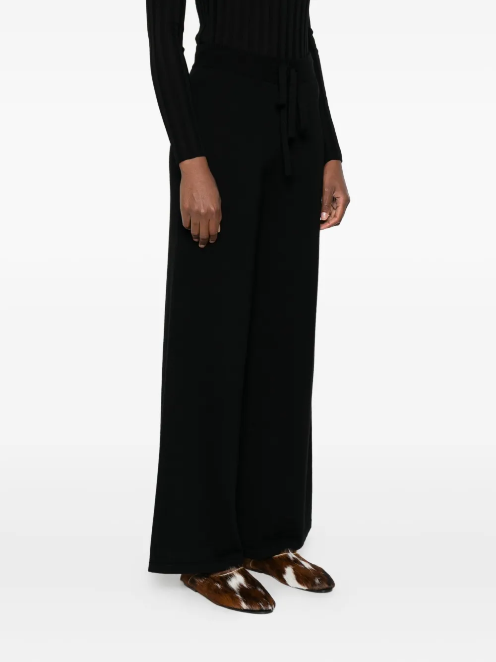 Hugenberg Drawstring Trousers In Black