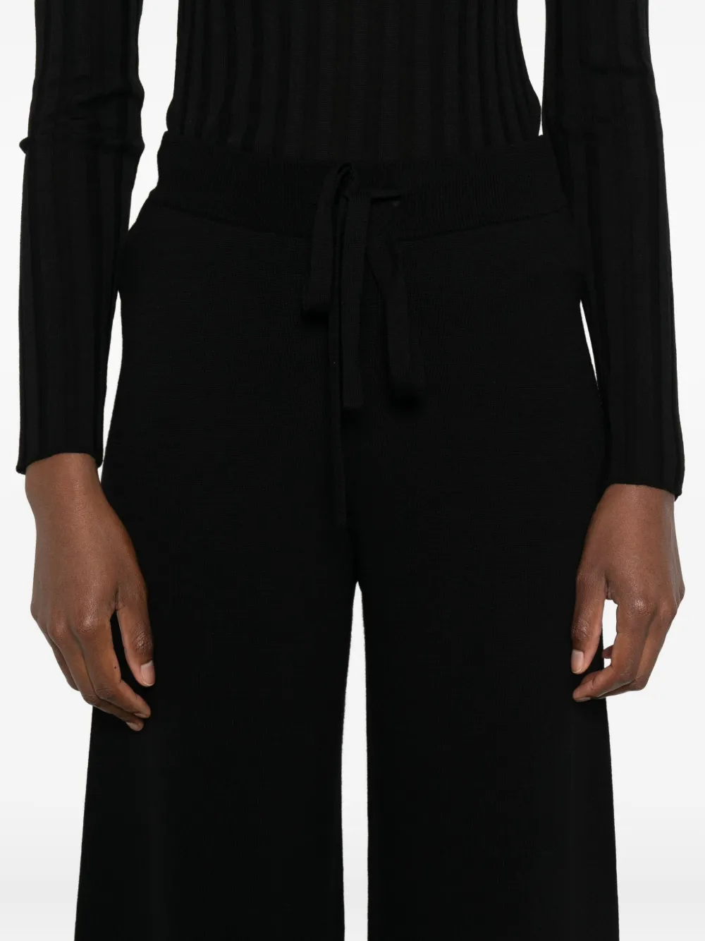 Hugenberg Drawstring Trousers In Black