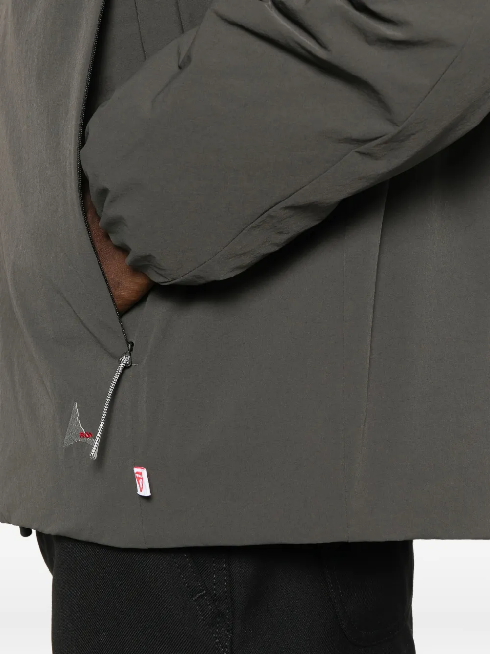 ROA Windjack met zak aan de voorkant Grijs