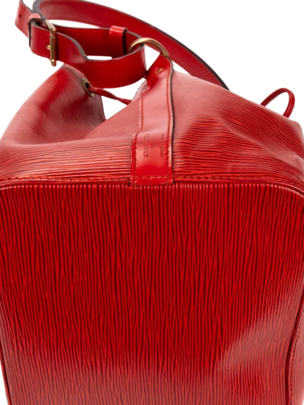 Louis Vuitton Pre-Owned Petit Noé Bucket Bag | Red | FARFETCH