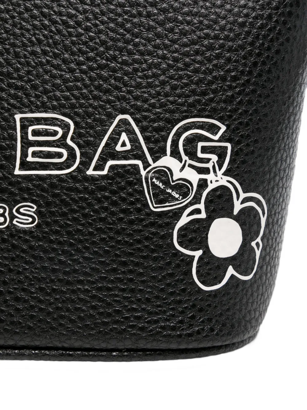 Marc Jacobs Lettering-print Make-up Bag In Black