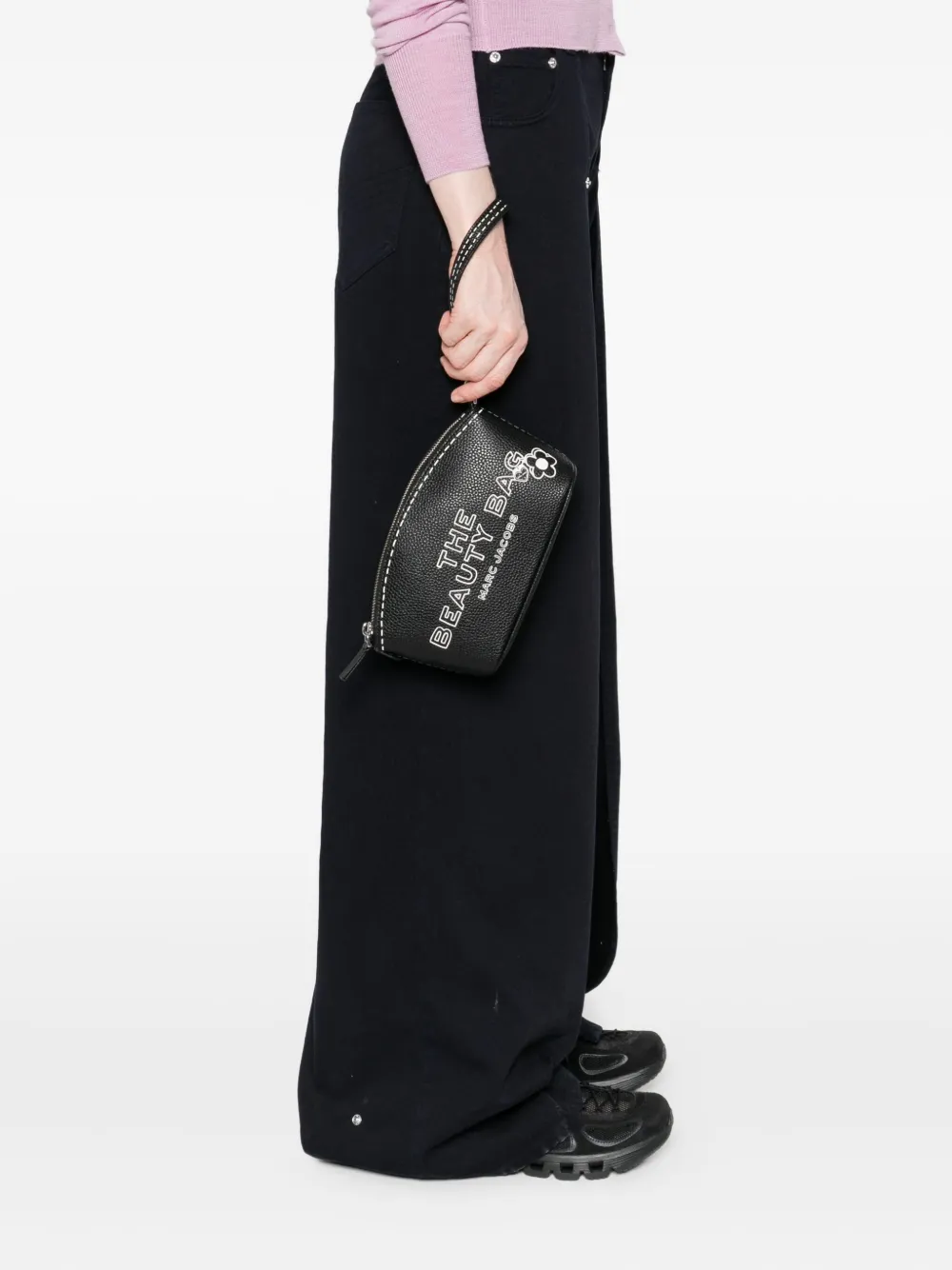 Marc Jacobs Lettering-print Make-up Bag In Black