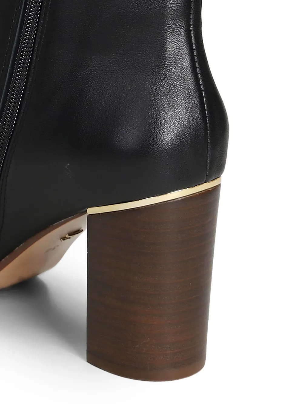 Lola Cruz Leren laarzen met gouddetail en blokhak Zwart