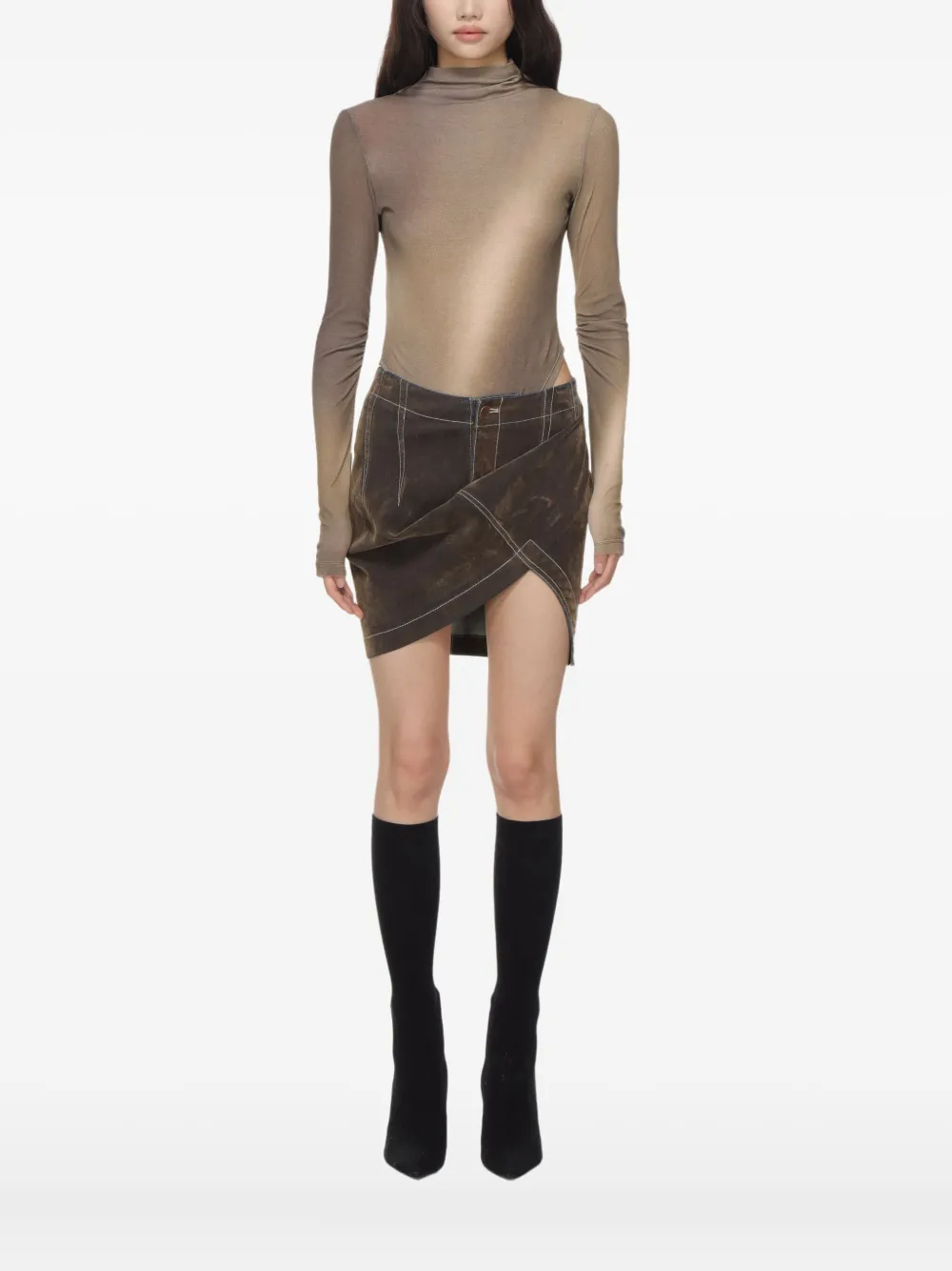 OUDE WAAG Ombre top met hoge hals - Bruin